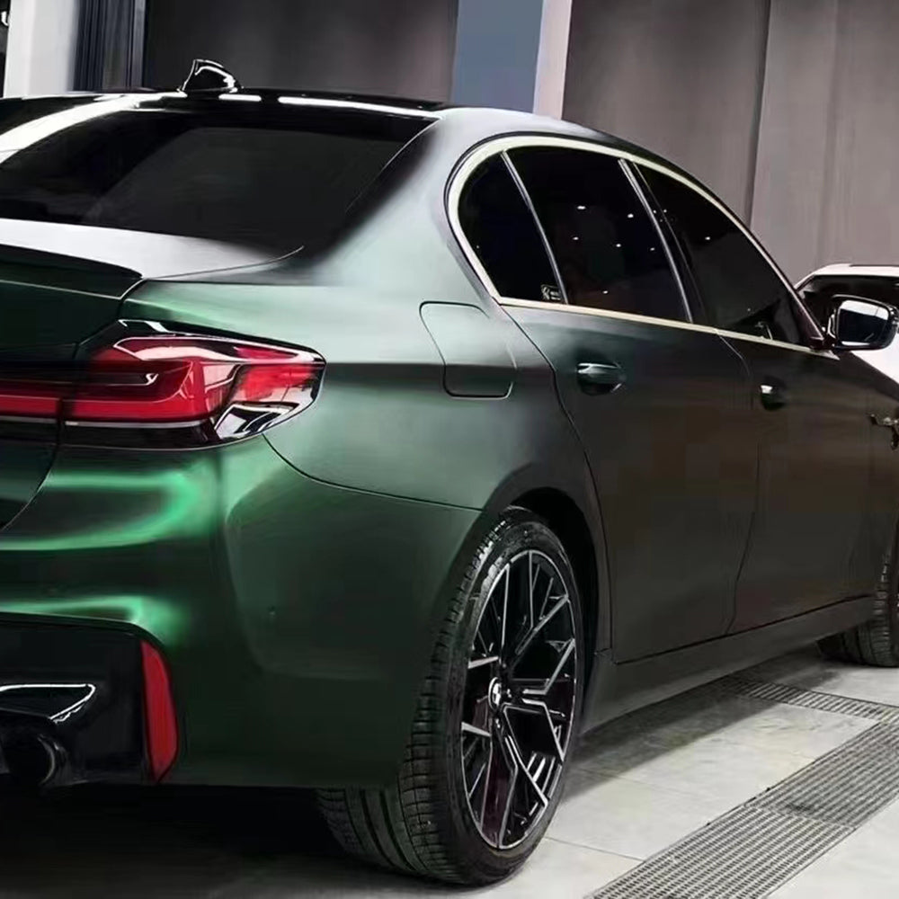 Super Chrome Metallic Vinyl Venom Green (PET Liner)