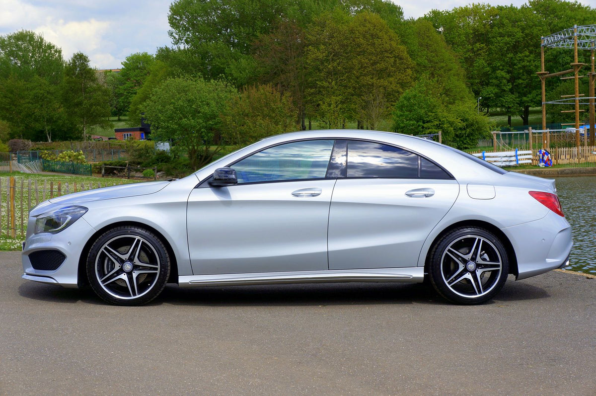 Previous-generation Mercedes-Benz CLA 180
