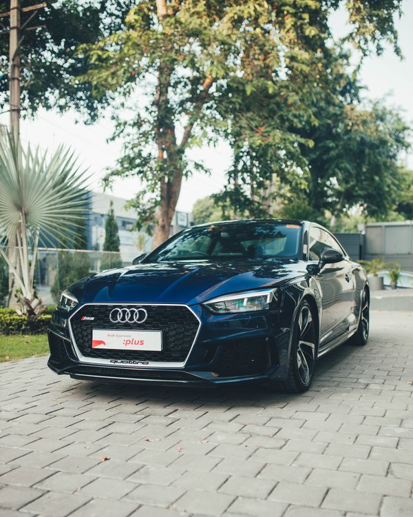 Audi RS5 real photo
