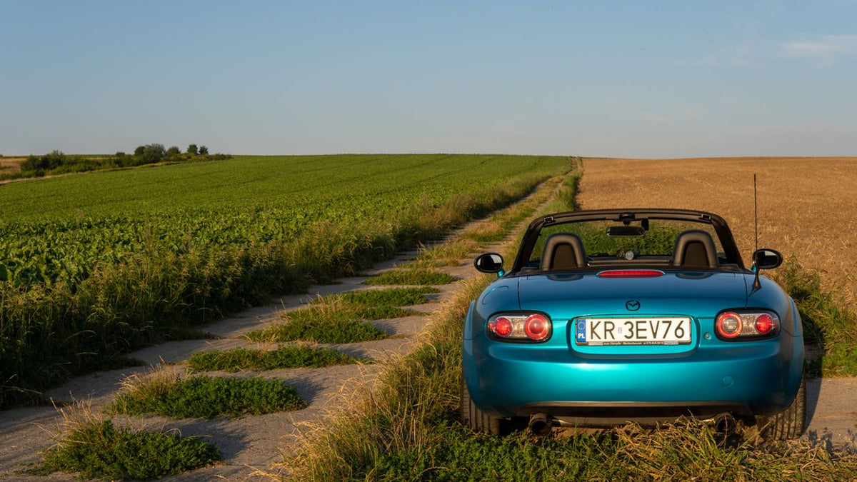 Mazda MX-5 real photo