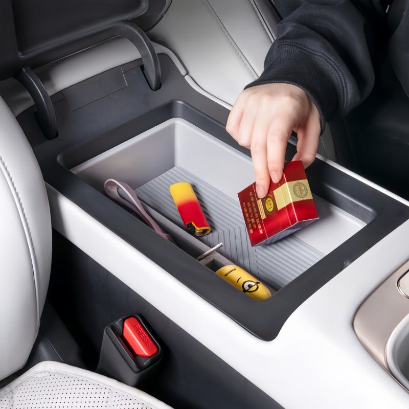 Center Console Armrest Storage Box for 2026 Xpeng P7+