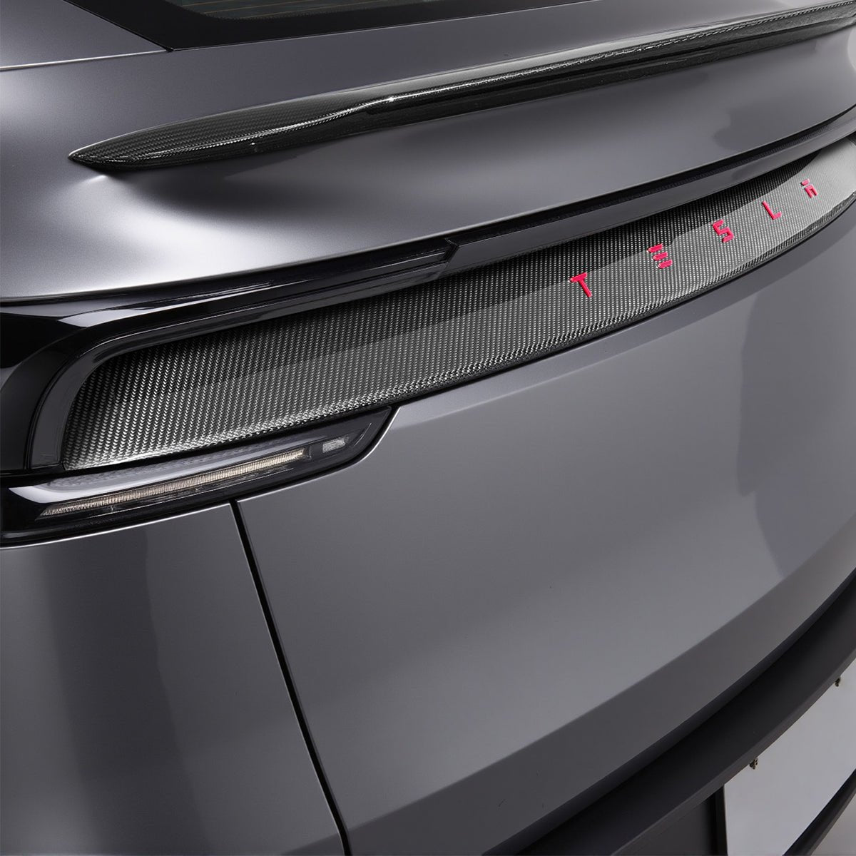 Trunk Tailgate Applique for Tesla Model Y Juniper - Real Dry Molded Carbon Fiber - Tesery Official Store